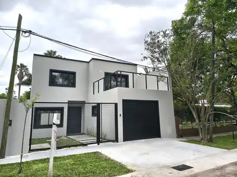 Casa en venta a estrenar de 3 dormitorios en barrio Los Troncos Funes