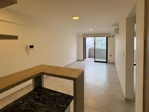 Departamento en Alquiler en Villa Saenz Peña, $ 1.000.000