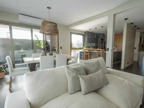 Departamento 4 ambientes con 2 baños