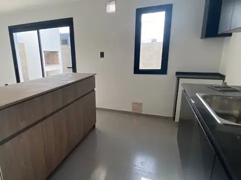 VENTA DUPLEX 3 DORMITORIOS QUEBRADA DE MANANTIALES