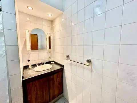 VENTA CASA CHALET CON PILETA Y PATIO QUILMES OESTE