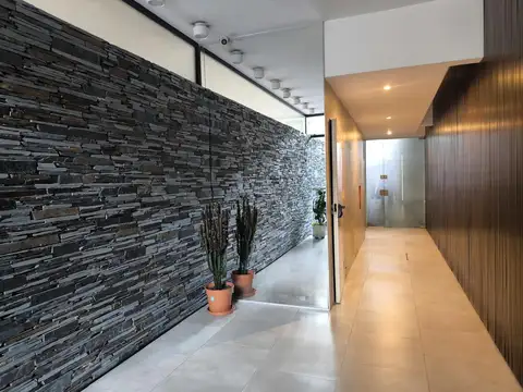 Oficina 2 ambientes con 1 baño