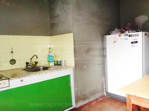 Galpon en Venta en Carapachay, USD 229.000