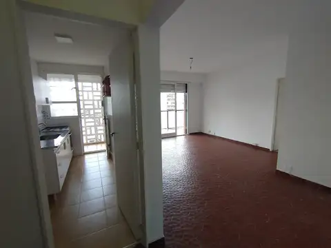 Alquiler en Barrio Norte - 2 dormitorios con balcon - en piso 12 con vista abierta