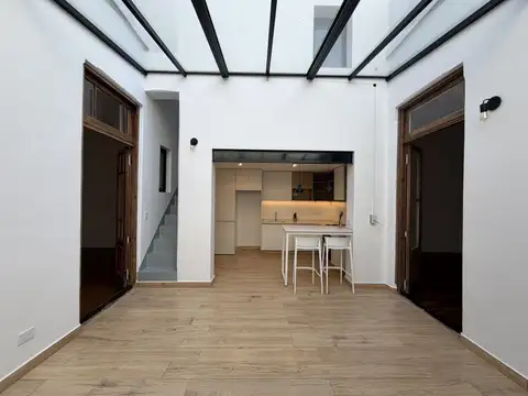 Depto Tipo Casa en Venta en Caballito, USD 210.000