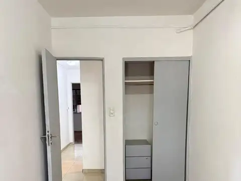 Depto Tipo Casa en Alquiler 40 años