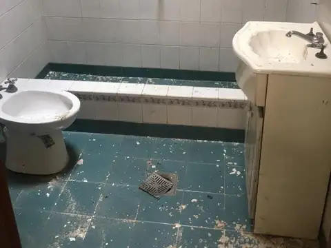 Casa en Venta en Parque Avellaneda, USD 130.000