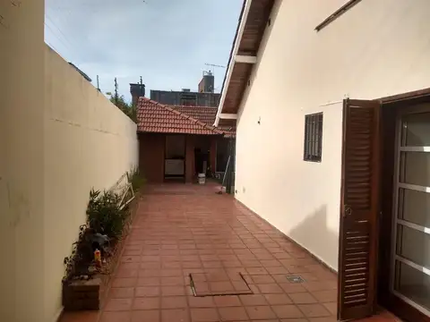 Casa en Venta en Castelar Norte, USD 265.000