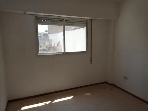 Departamento en Alquiler en Echesortu, $ 430.000