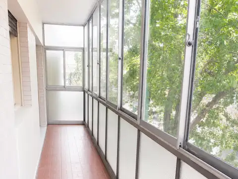 Barracas: 83mts con Balcón al frente y Patio APTO CREDITO