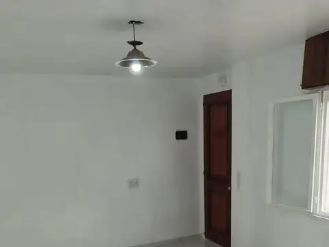 Depto Tipo Casa en Alquiler de 1 dormitorio