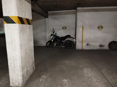 Venta cochera Corrrientes 1700 oportunidad