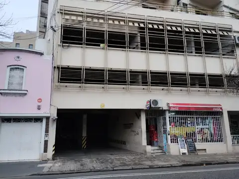 Venta cochera Corrrientes 1700 oportunidad