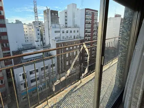 COLON 2500, Piso 10