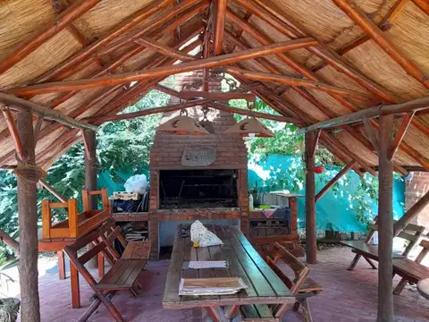 Casaquinta - B° LA FLORIDA - Zona central del Barrio