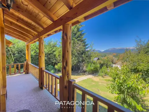 Casa 4 ambientes con 2 baños