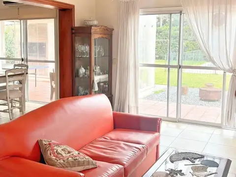 ALQUILER CASA 6 AMB BENAVÍDEZ | PARRILLA Y PILETA