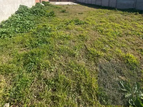 Terreno en Venta en Barrio Félix U.Camet, USD 35.000