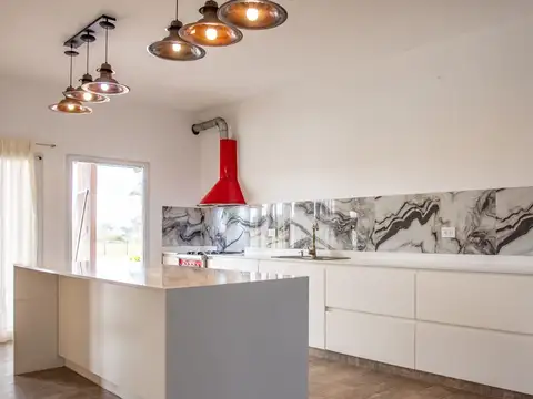 Casa en Alquiler en Luján, $ 1.350.000