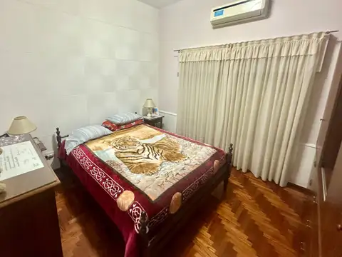 Depto Tipo Casa en Venta en Lanús Oeste, USD 220.000