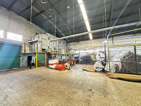 Galpon en Venta en Lanus Oeste, USD 220.000