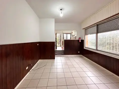 Cordoba 500, Piso 1°