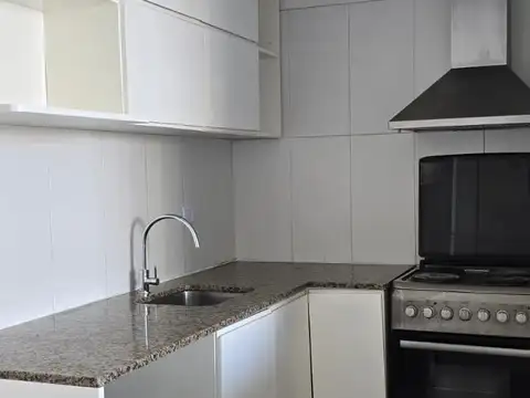 Departamento en Alquiler con 1 cocheras
