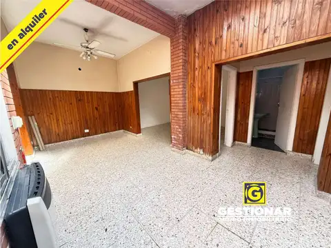 Depto Tipo Casa en Alquiler de 2 dormitorios