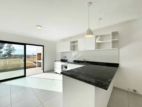 VENTA DE CASA A ESTRENAR EN PORTALES DEL TALA 80M2