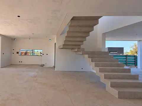 Casa al agua a estrenar | 5 dormitorios | Entrega diciembre 2026 | Riberas, Puertos