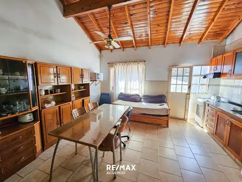 VENTA CASA REFACCIONAR ESQUINA ECHAGÜE 'PEATONAL 3