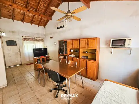 Casa 4 ambientes con 1 baño