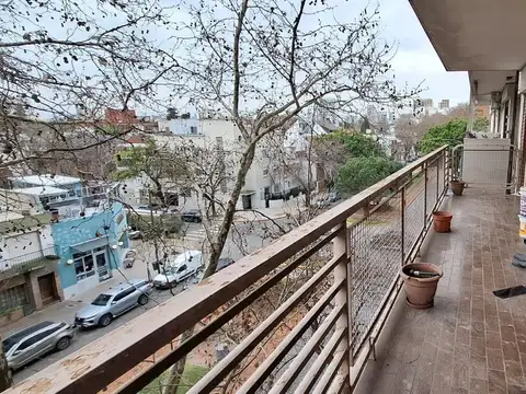 Departamento 3 ambientes con 2 baños