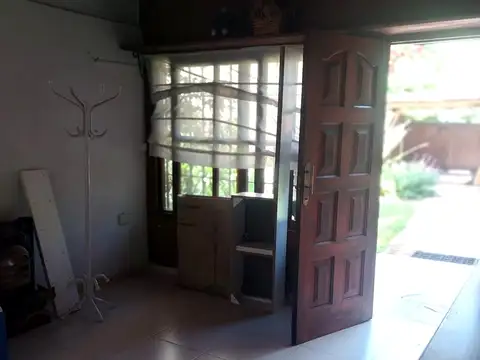 Casa en alquiler en Manuel B Gonnet
