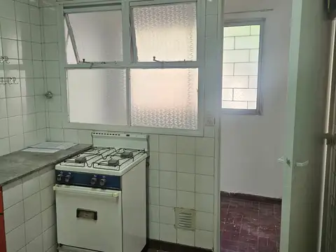 SE ALQUILA DPTO EN SAN CRISTOBAL