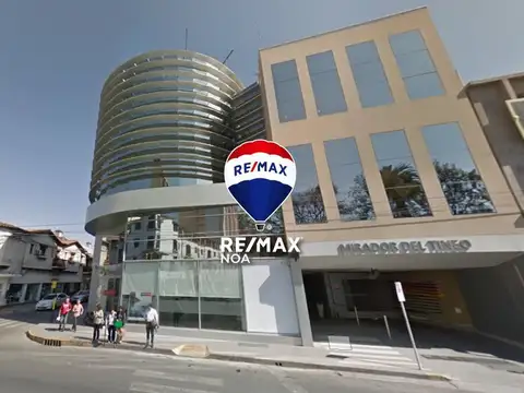 Centro. Av. Belgrano esquina Balcarce 100
