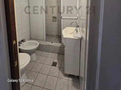 120 y 529 Departamento en ALQUILER 1 dormitorio en Tolosa, La Plata