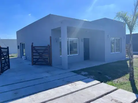 Casa en Venta en Laguna Azul, USD 84.999