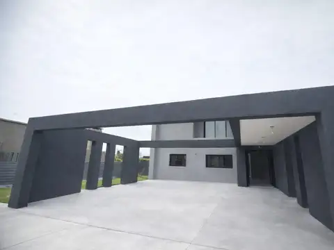 Casa en  Estrenar con pileta en PILAR del Este ZELALLA .