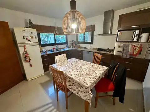 Venta Casa 4 Dorm. Pileta - Valle Escondido Apto Credito