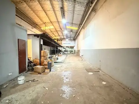 Calle Castro Barros 900