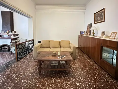 Casa 3 ambientes en venta en Castelar Sur