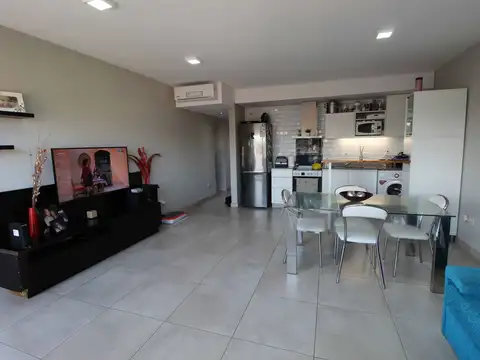 Departamento 3 ambientes con 2 baños