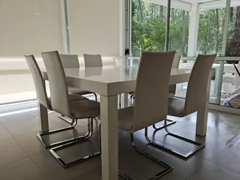 Casa en Alquiler Temporal en Carilo, $ 100