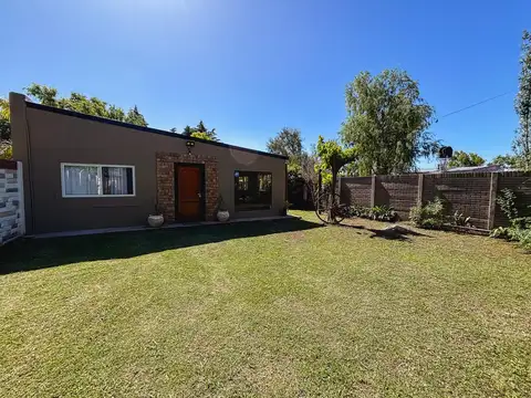 Casa quinta en excelentes condiciones en Lehmann