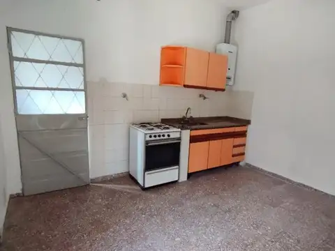 Depto Tipo Casa 3 ambientes con 1 baño