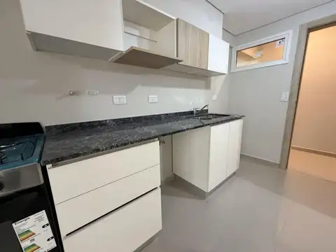 Departamento en Alquiler en Lanús Este, $ 480.000