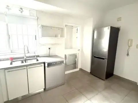 Departamento 4 ambientes con 2 baños