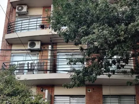 Sanabria 3100, Piso 4