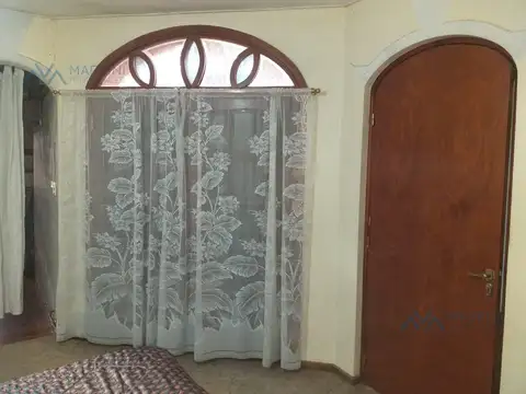 Casa Arq. Ecléctica en Belgrano 1286, Pergamino, Bs. As.